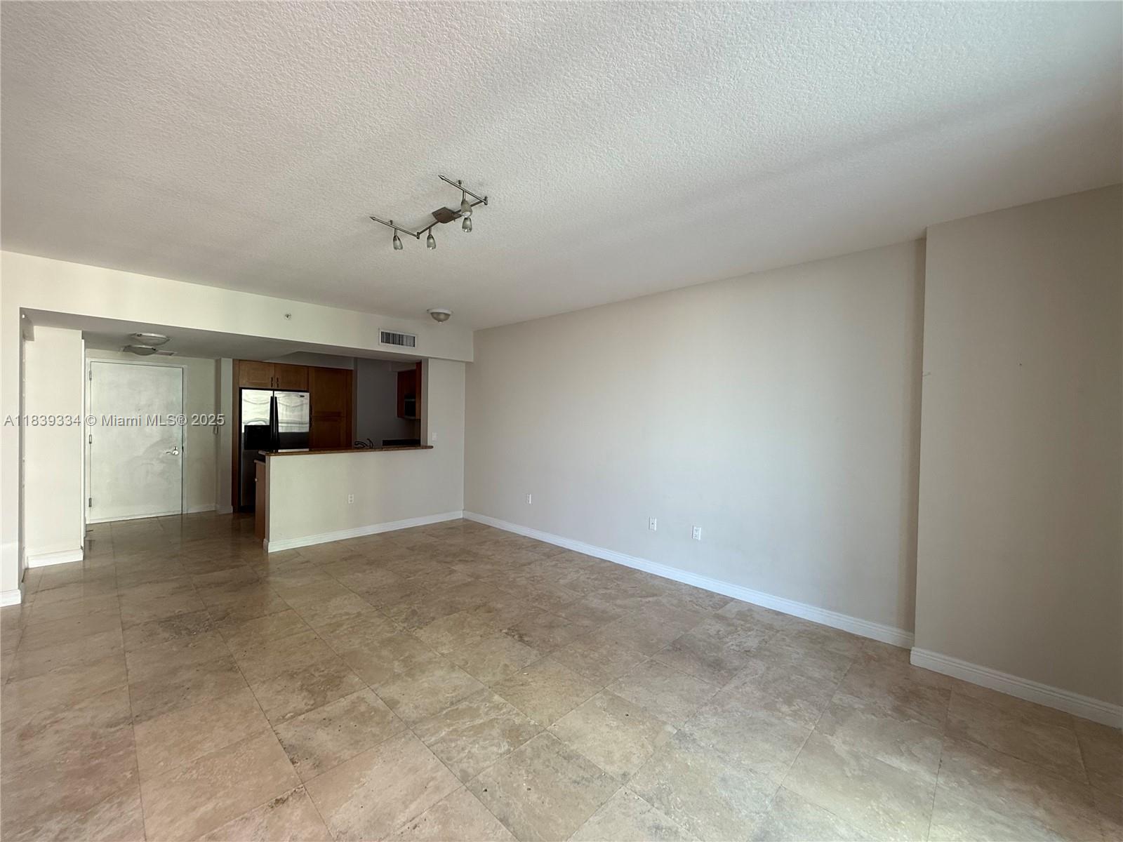 DUO CONDOMINIUM WEST - Residential Lease