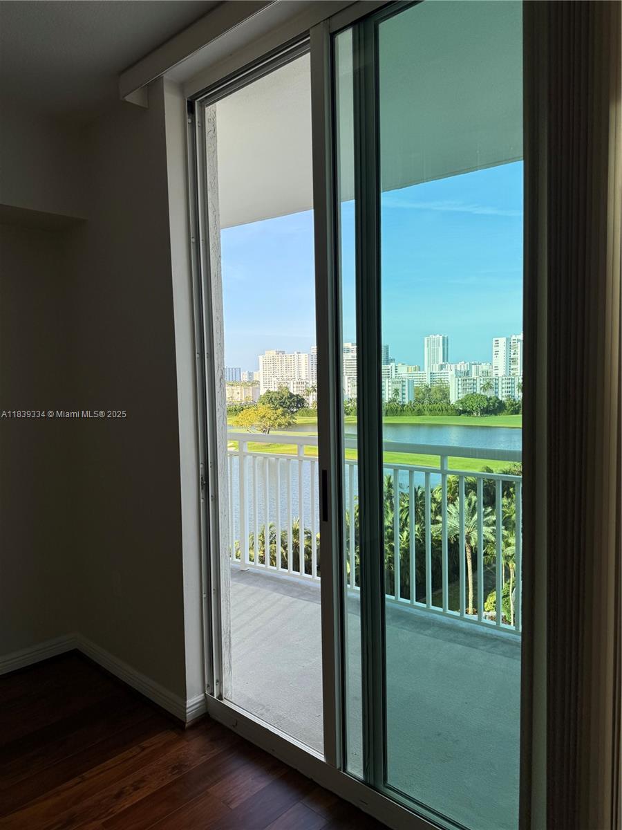 DUO CONDOMINIUM WEST - Residential Lease