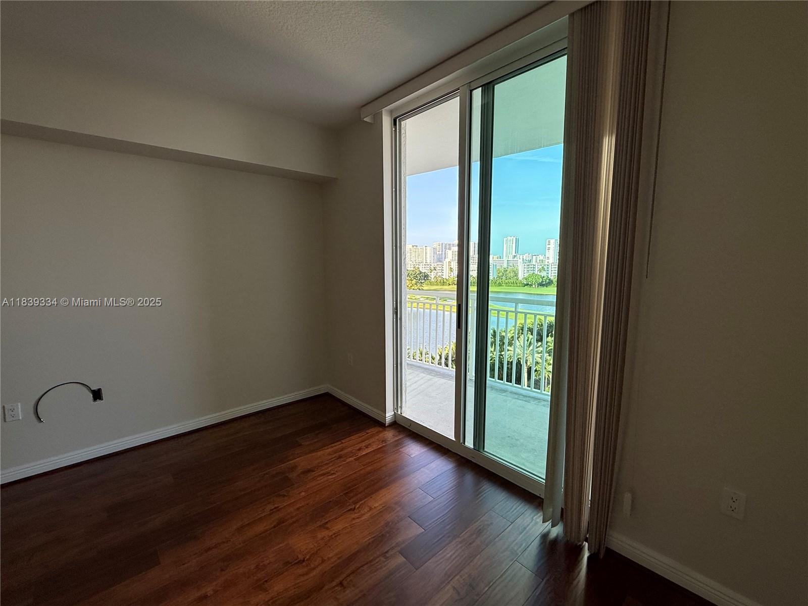 DUO CONDOMINIUM WEST - Residential Lease