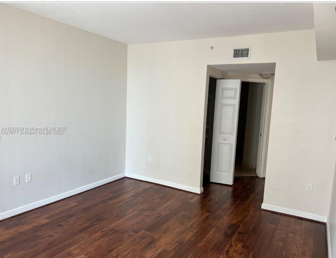 DUO CONDOMINIUM WEST - Residential Lease