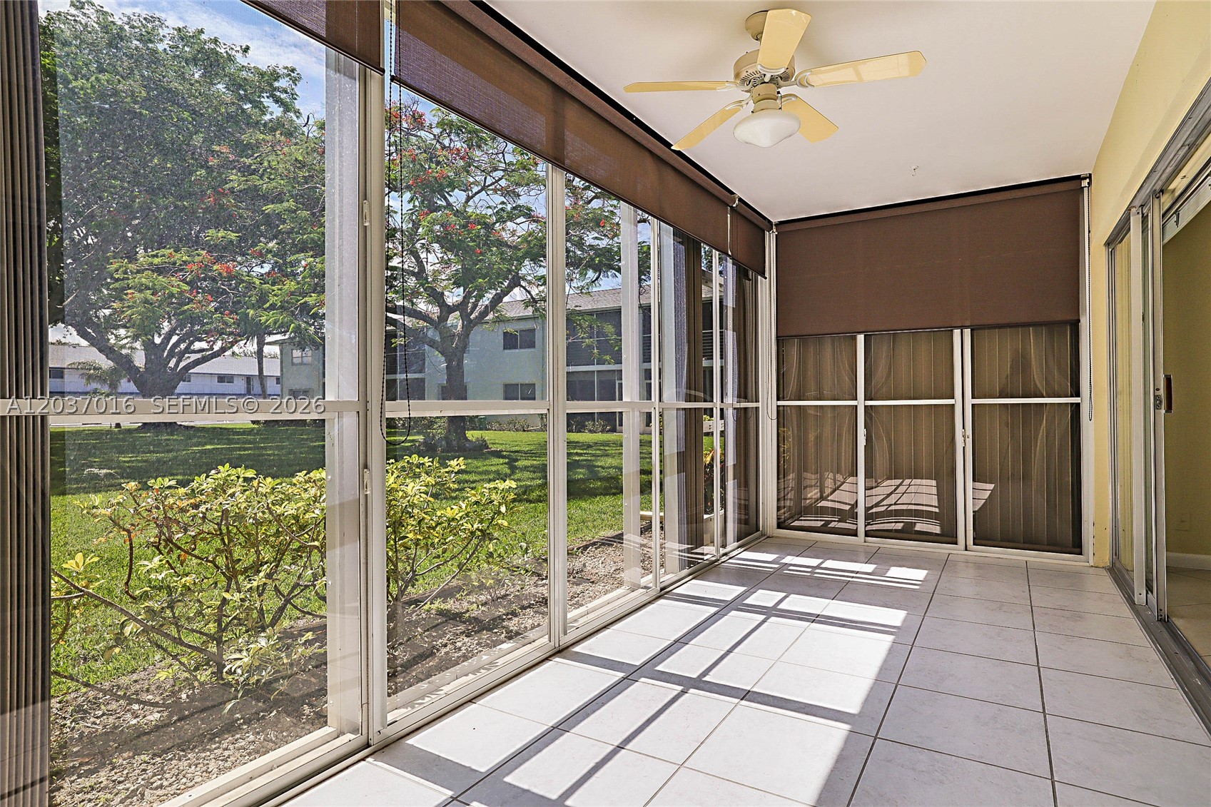 TEQUESTA GARDEN CONDO 1 - Residential