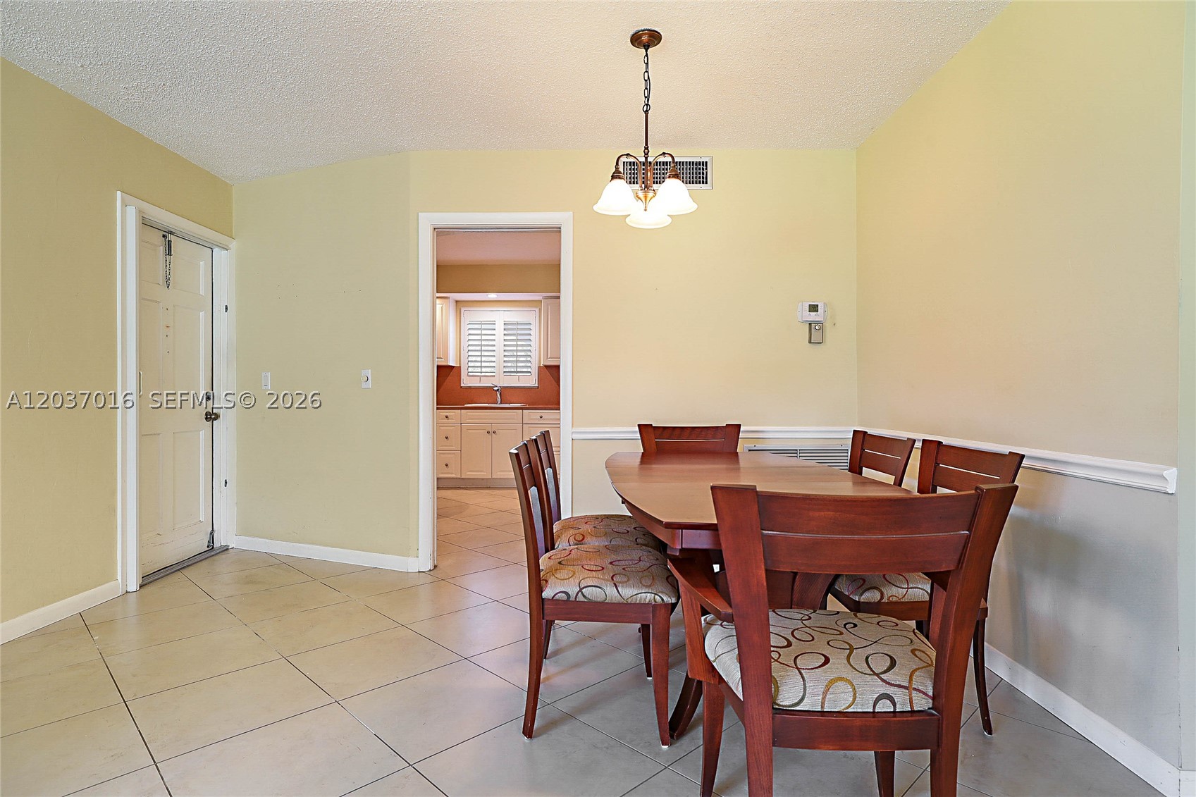 TEQUESTA GARDEN CONDO 1 - Residential