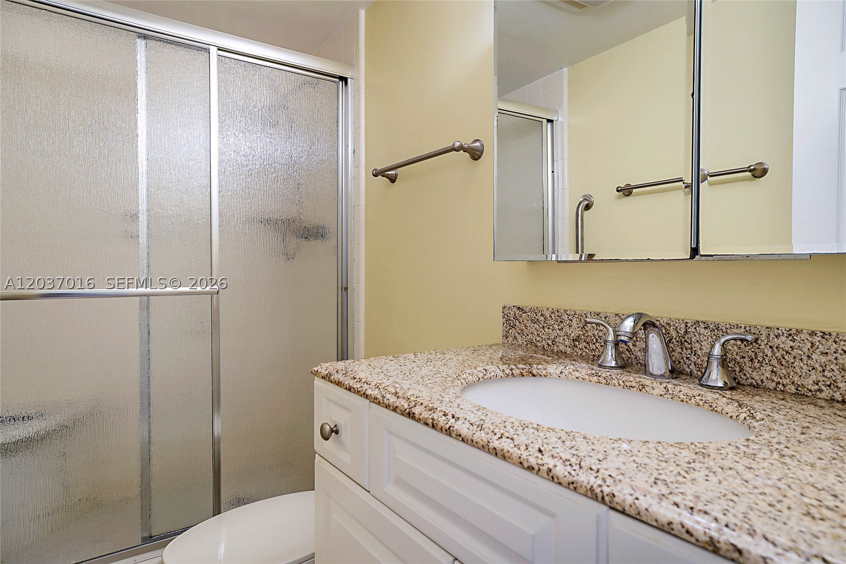 TEQUESTA GARDEN CONDO 1 - Residential