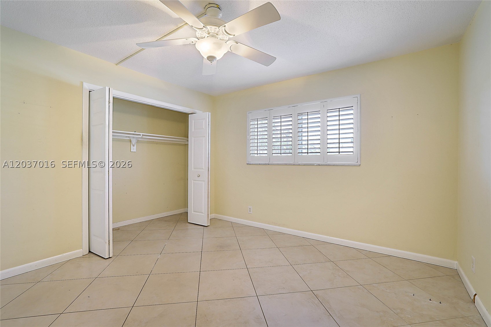 TEQUESTA GARDEN CONDO 1 - Residential