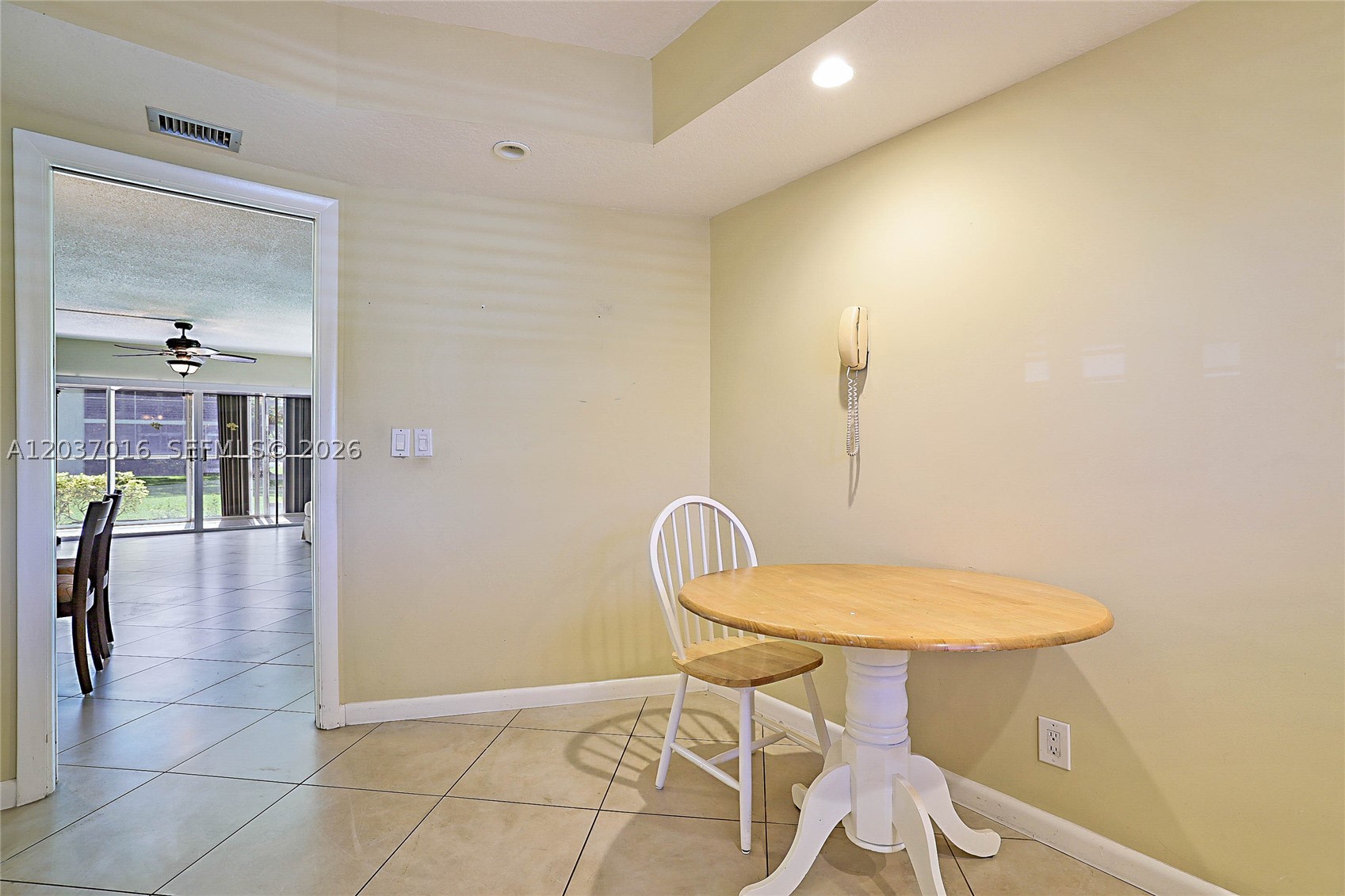 TEQUESTA GARDEN CONDO 1 - Residential