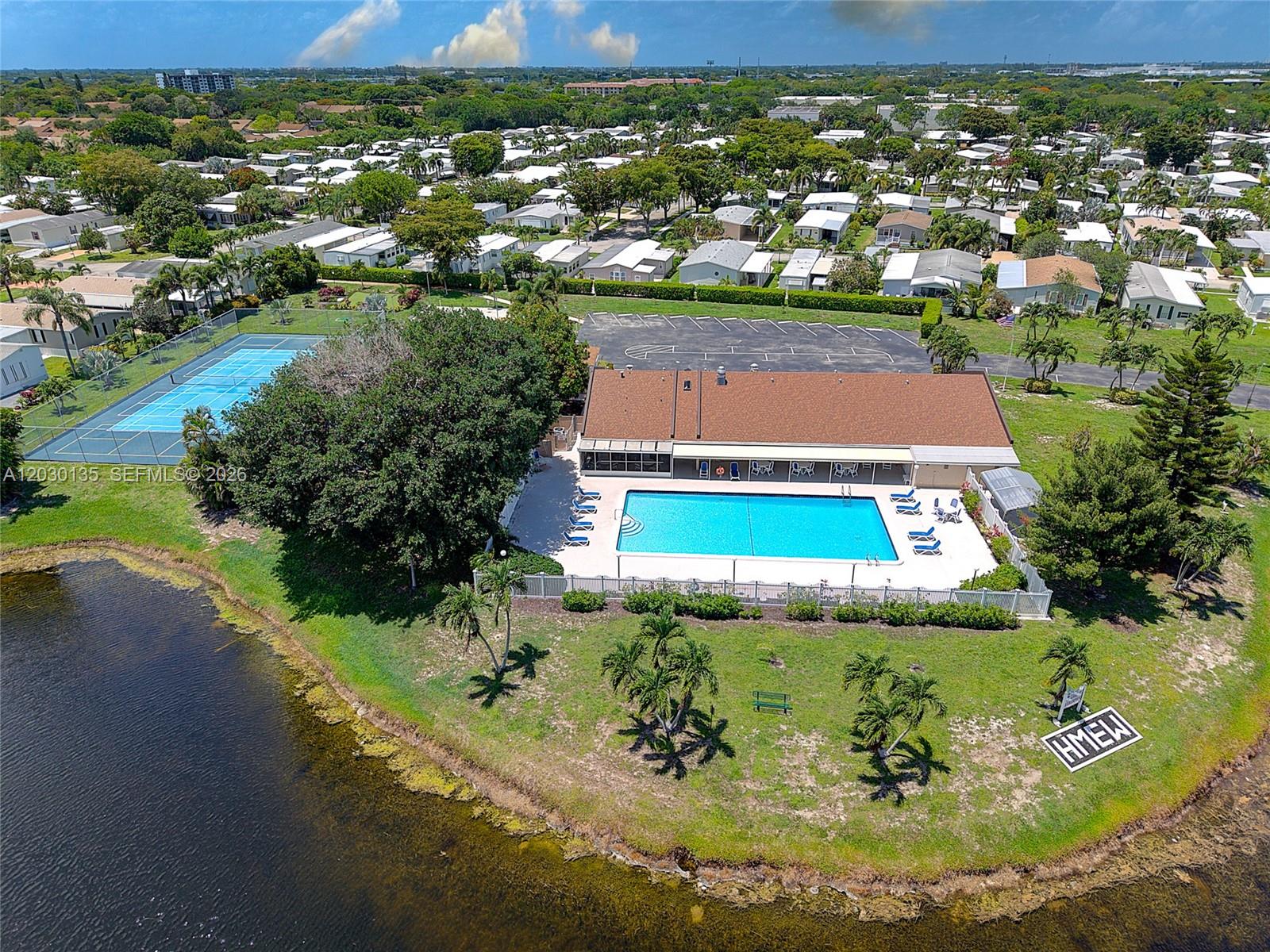 HIGHLAND MEADOWS ESTATES - Residential