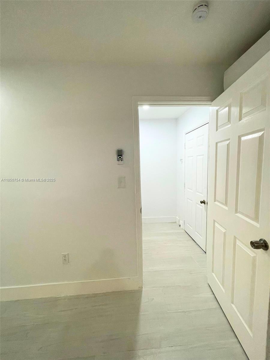 COUNTRY LAKE MANORS SEC 2 - Residential Lease