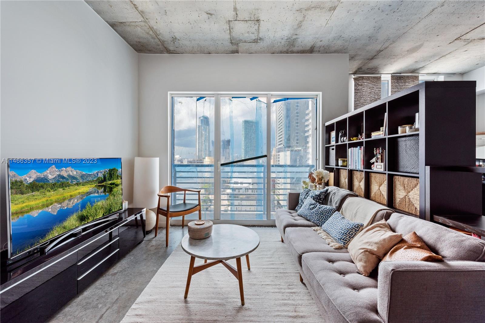 THE LOFT DOWNTOWN II COND - Residential Lease