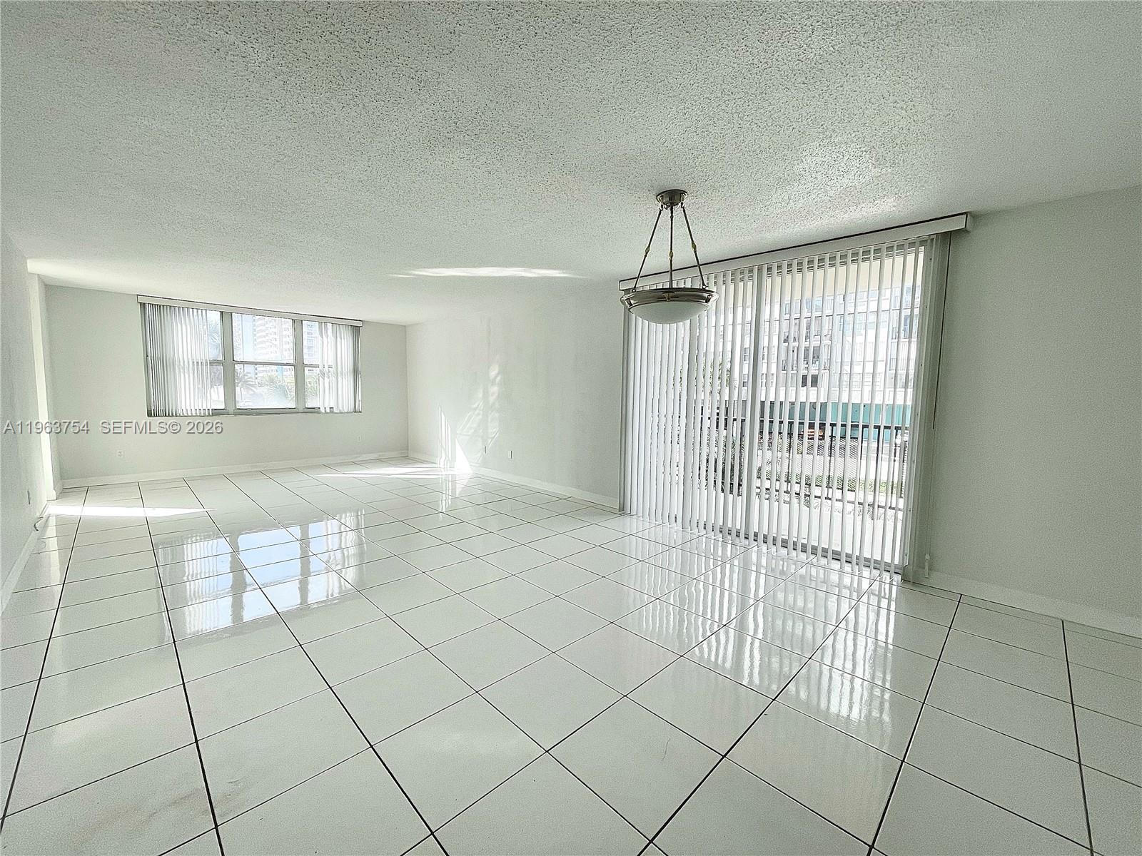 OXFORD TOWERS CONDO - Residential Lease