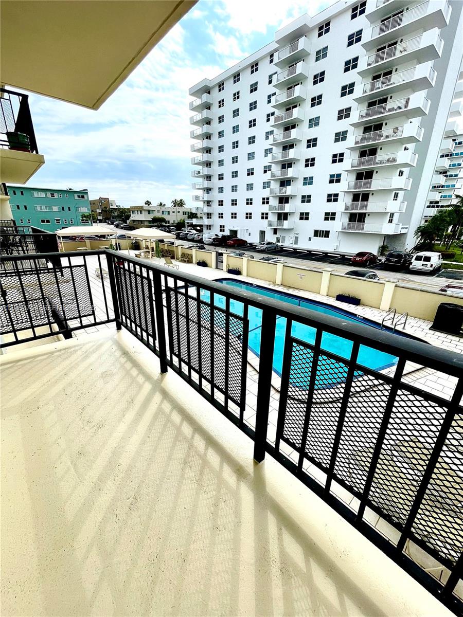 OXFORD TOWERS CONDO - Residential Lease