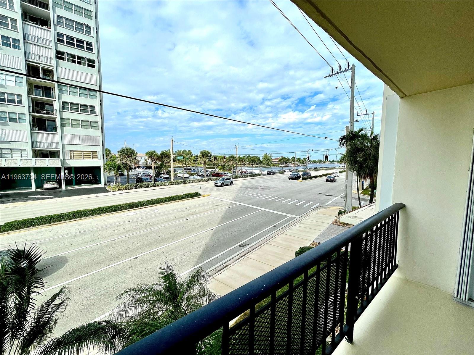 OXFORD TOWERS CONDO - Residential Lease