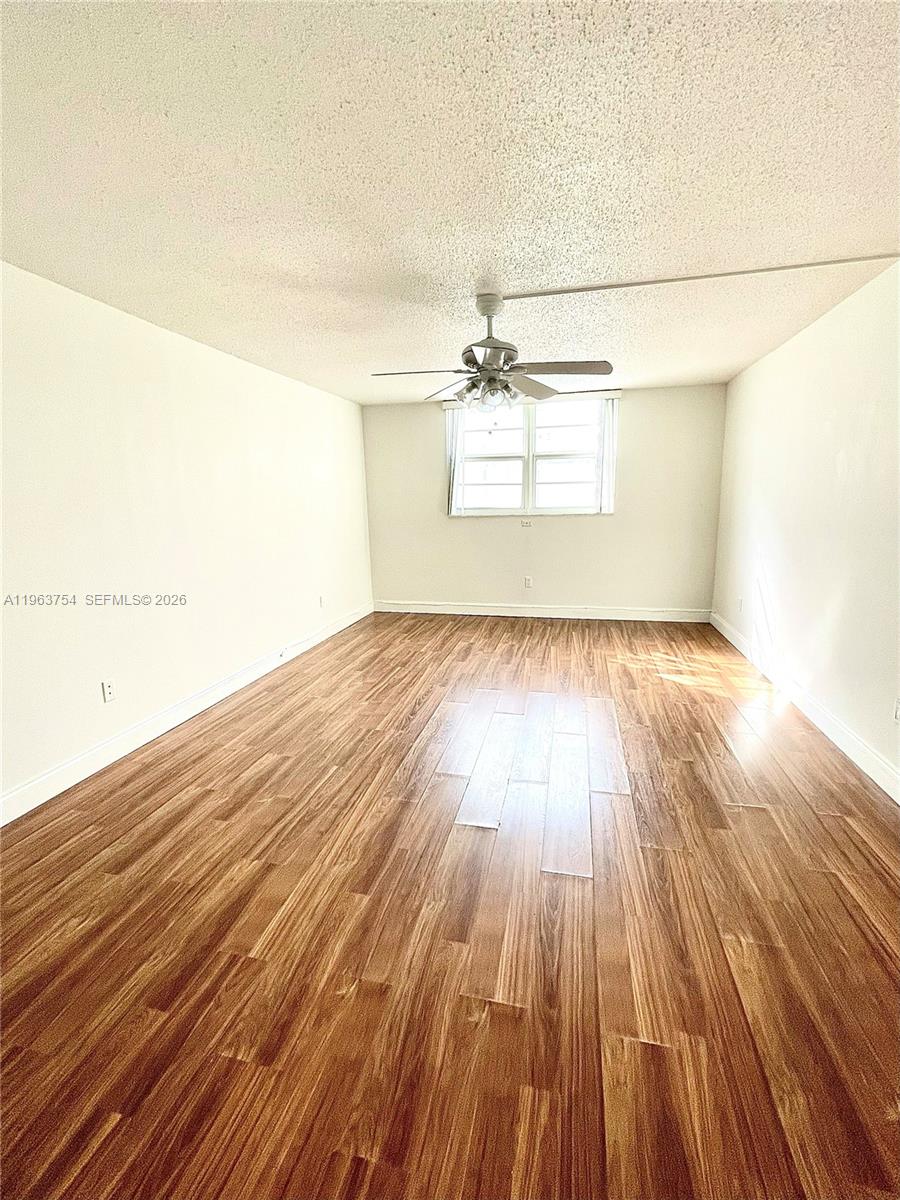 OXFORD TOWERS CONDO - Residential Lease