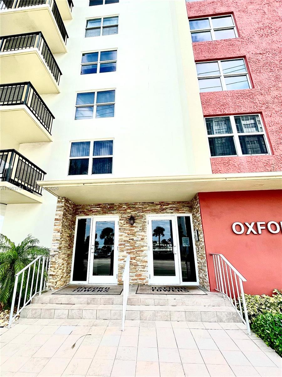 OXFORD TOWERS CONDO - Residential Lease