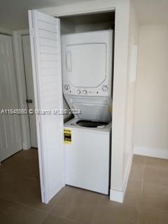 ISOLA CONDO - Residential Lease