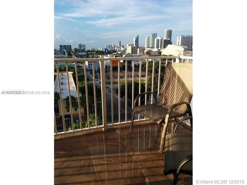 MADISON DOWNTOWN CONDO - Residential