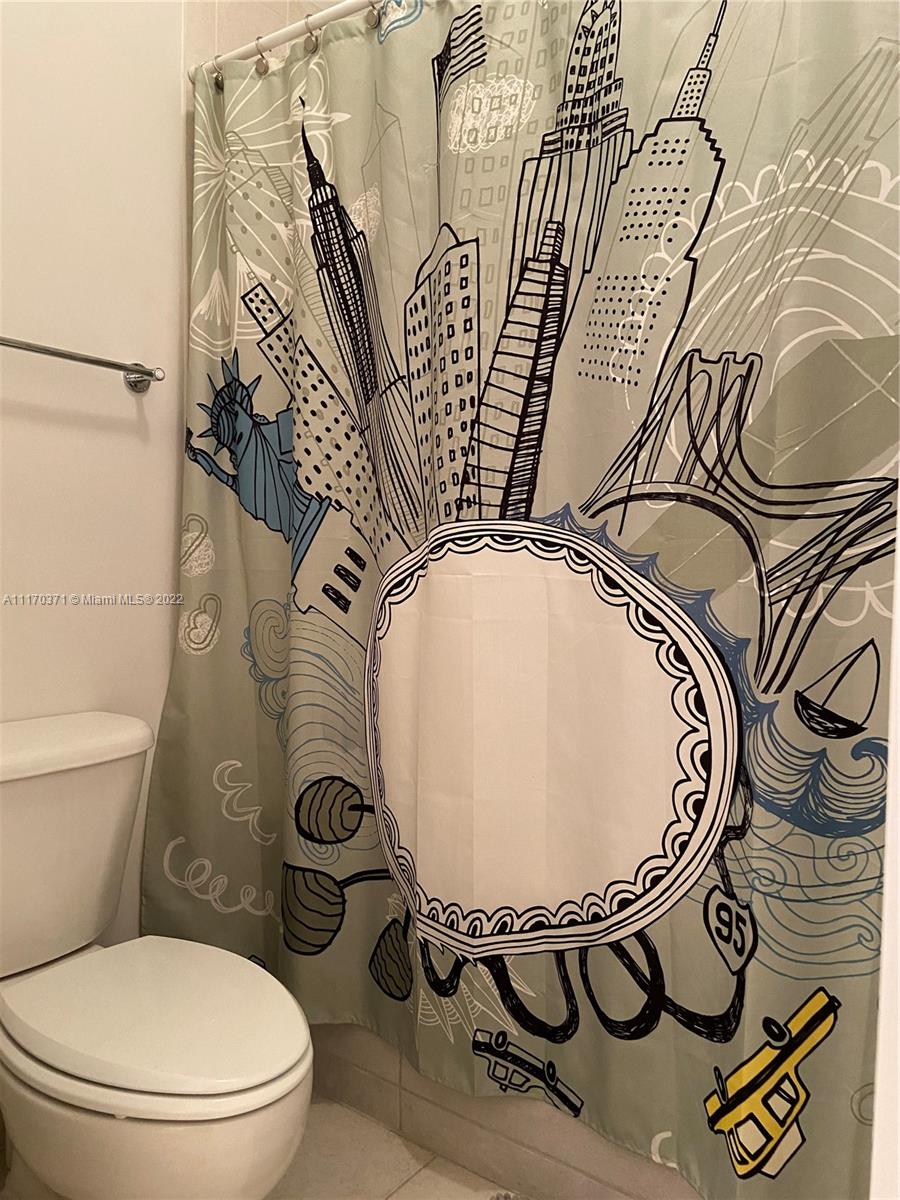 KENDALL BREEZE SOUTH - Residential Lease