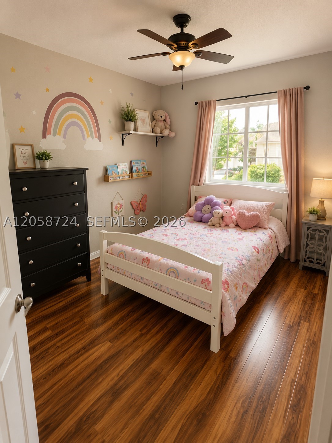 MANDARIN LAKES - Residential