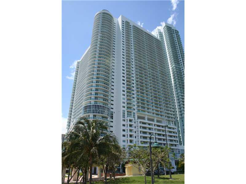 1800 CLUB CONDO - Residential Lease