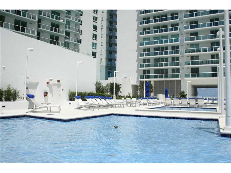 1800 CLUB CONDO - Residential Lease