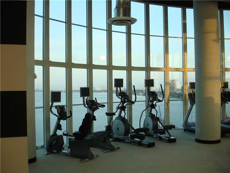 1800 CLUB CONDO - Residential Lease