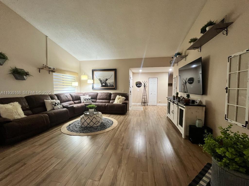 PEMBROKE LAKES SOUTH - Residential Lease