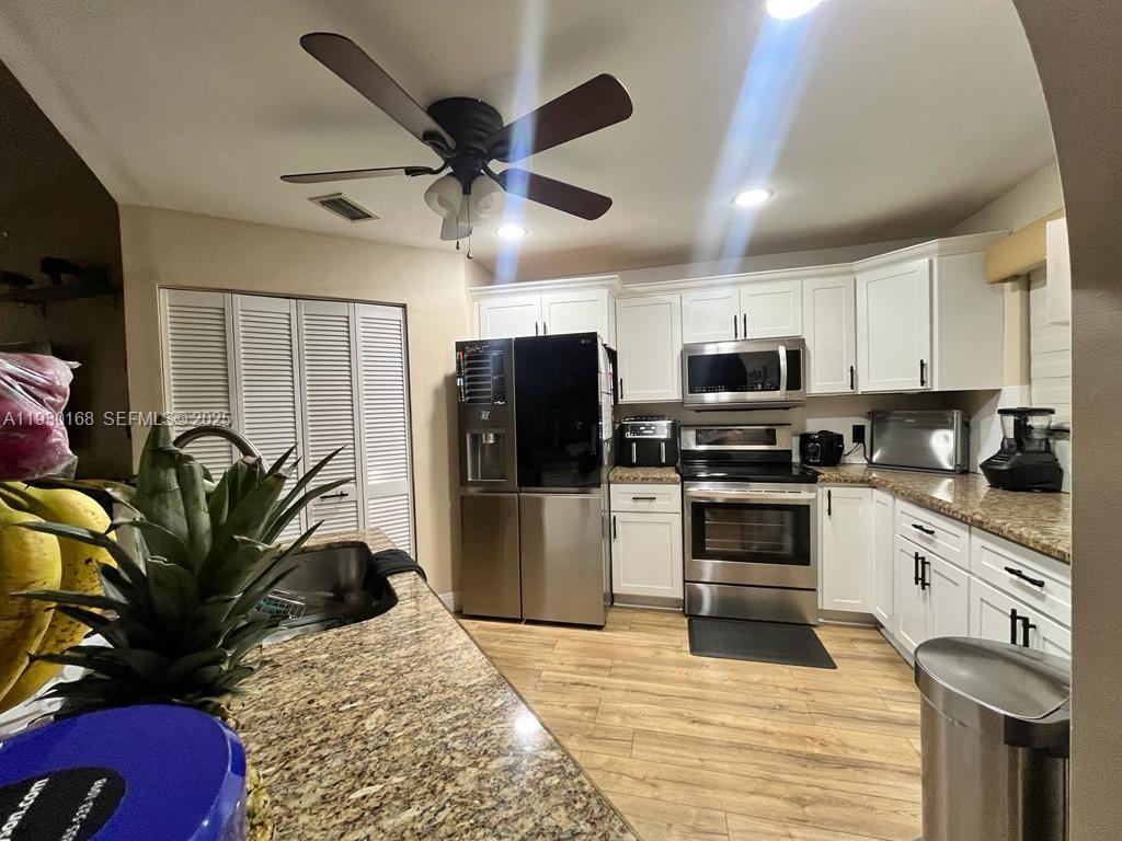 PEMBROKE LAKES SOUTH - Residential Lease