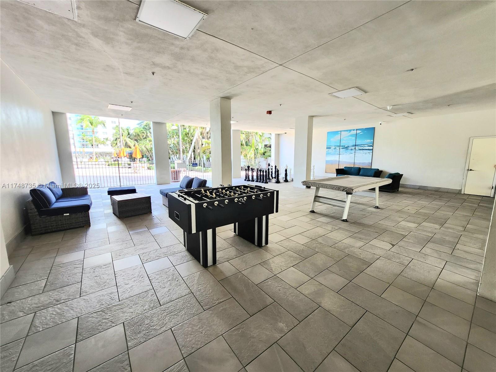 OCEANVIEW BUILDING B COND - Residential