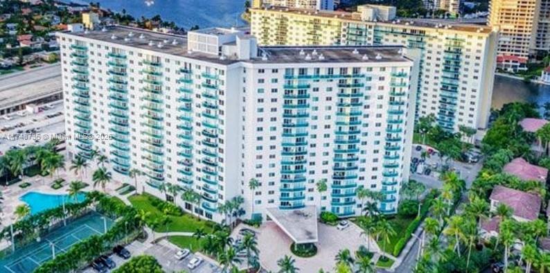 OCEANVIEW BUILDING B COND - Residential