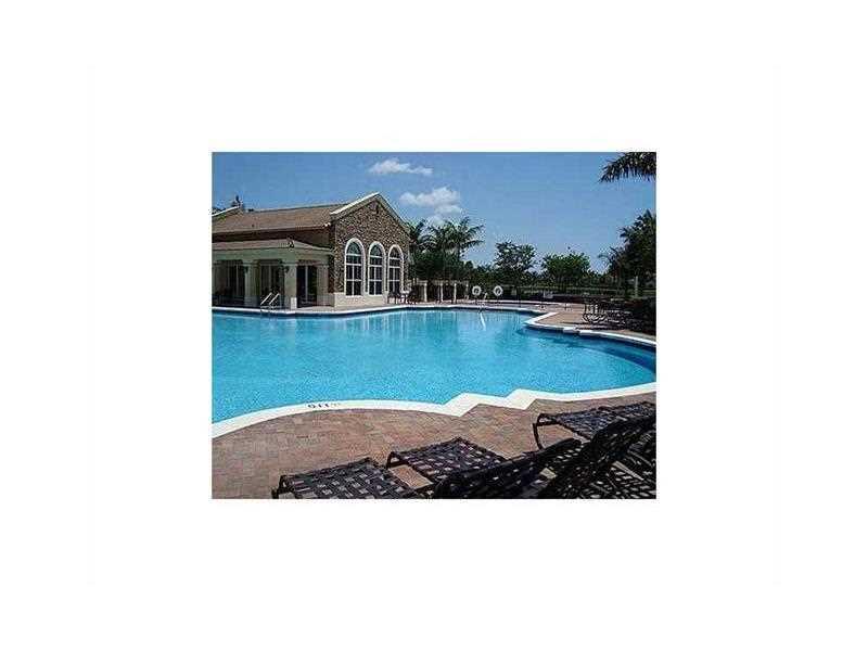 VILLAS AT CARMEL CONDO NO - Residential Lease