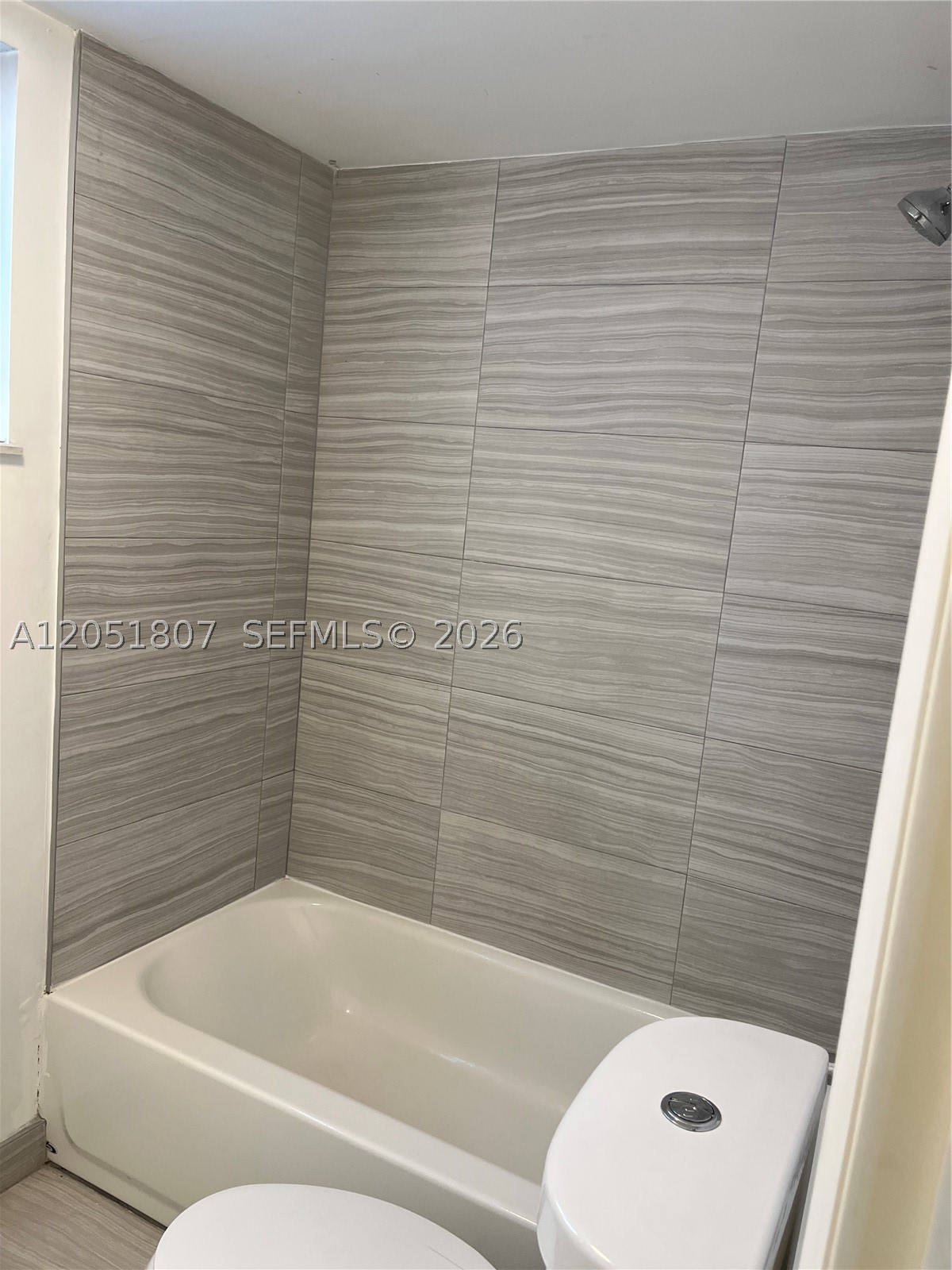RIDGEVIEW SUB - Residential Lease