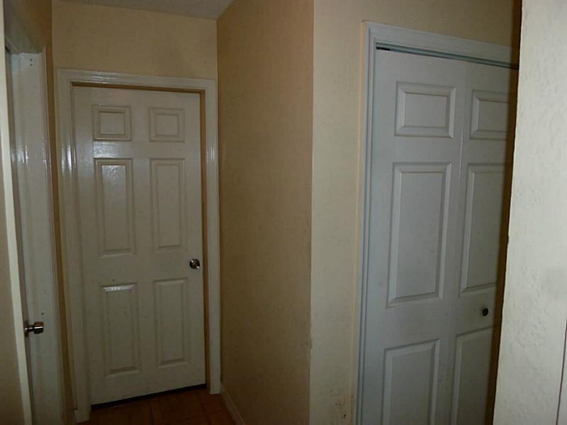 NORTH HOLLYWOOD 4-1 B - Residential