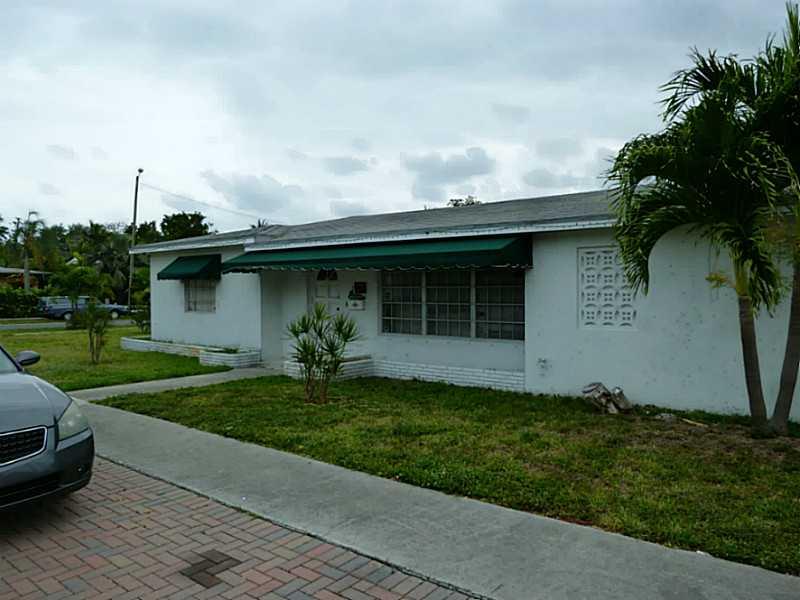NORTH HOLLYWOOD 4-1 B - Residential