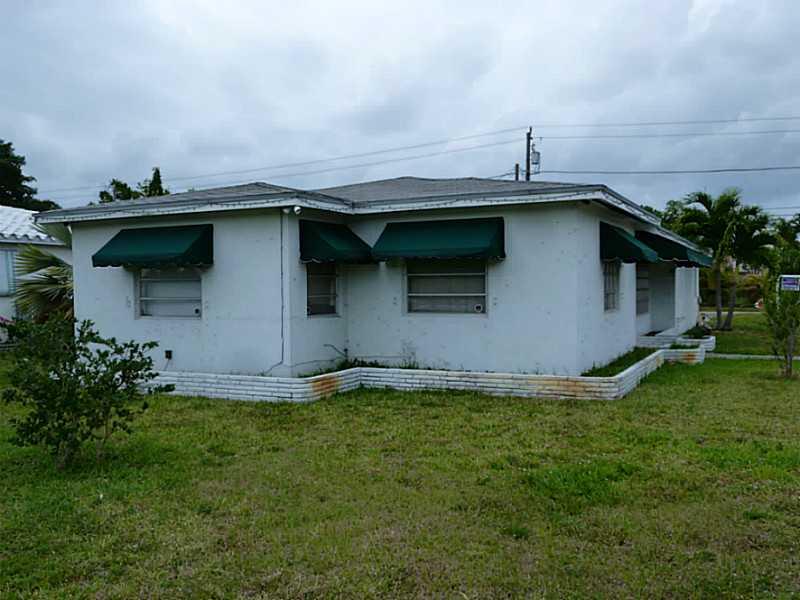 NORTH HOLLYWOOD 4-1 B - Residential