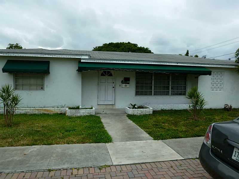 NORTH HOLLYWOOD 4-1 B - Residential