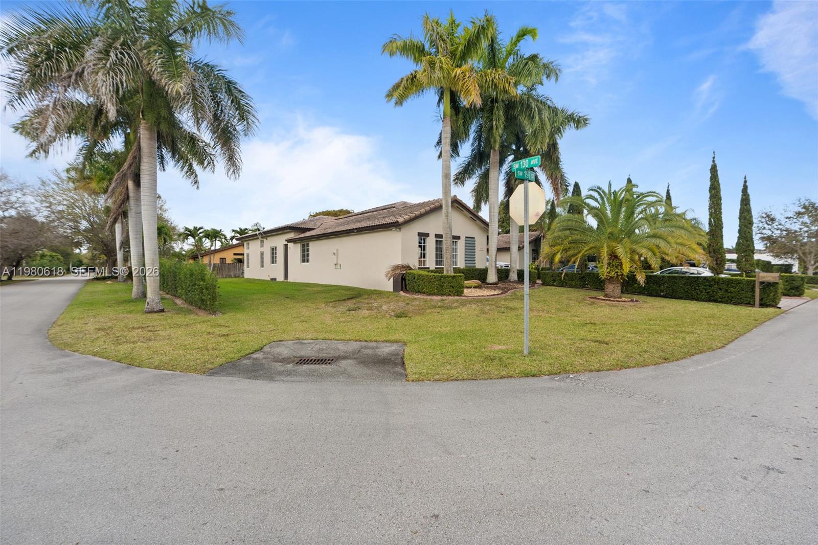 RENAISSANCE RANCHES - Residential