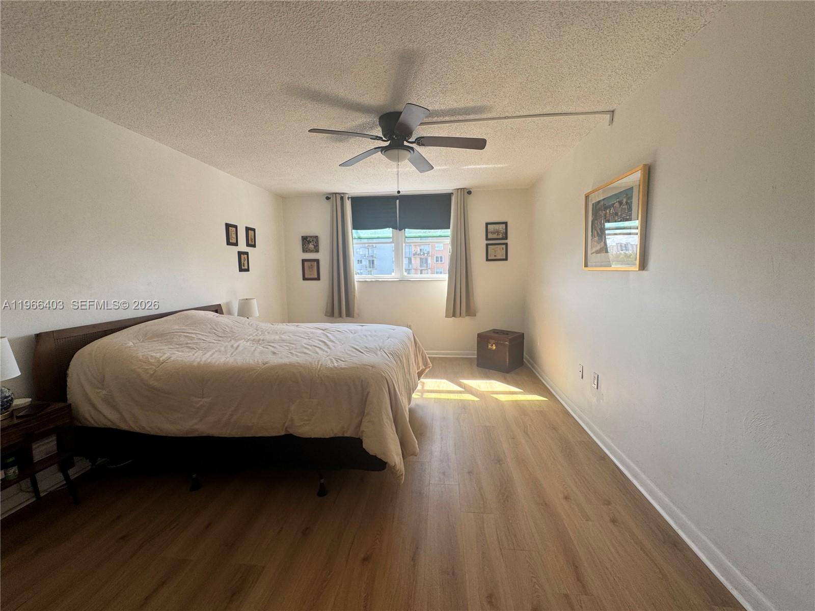 THREE HORIZONS NORTH COND - Residential