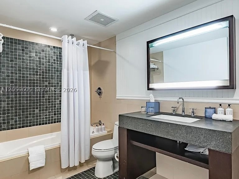SOLE CONDO - Residential