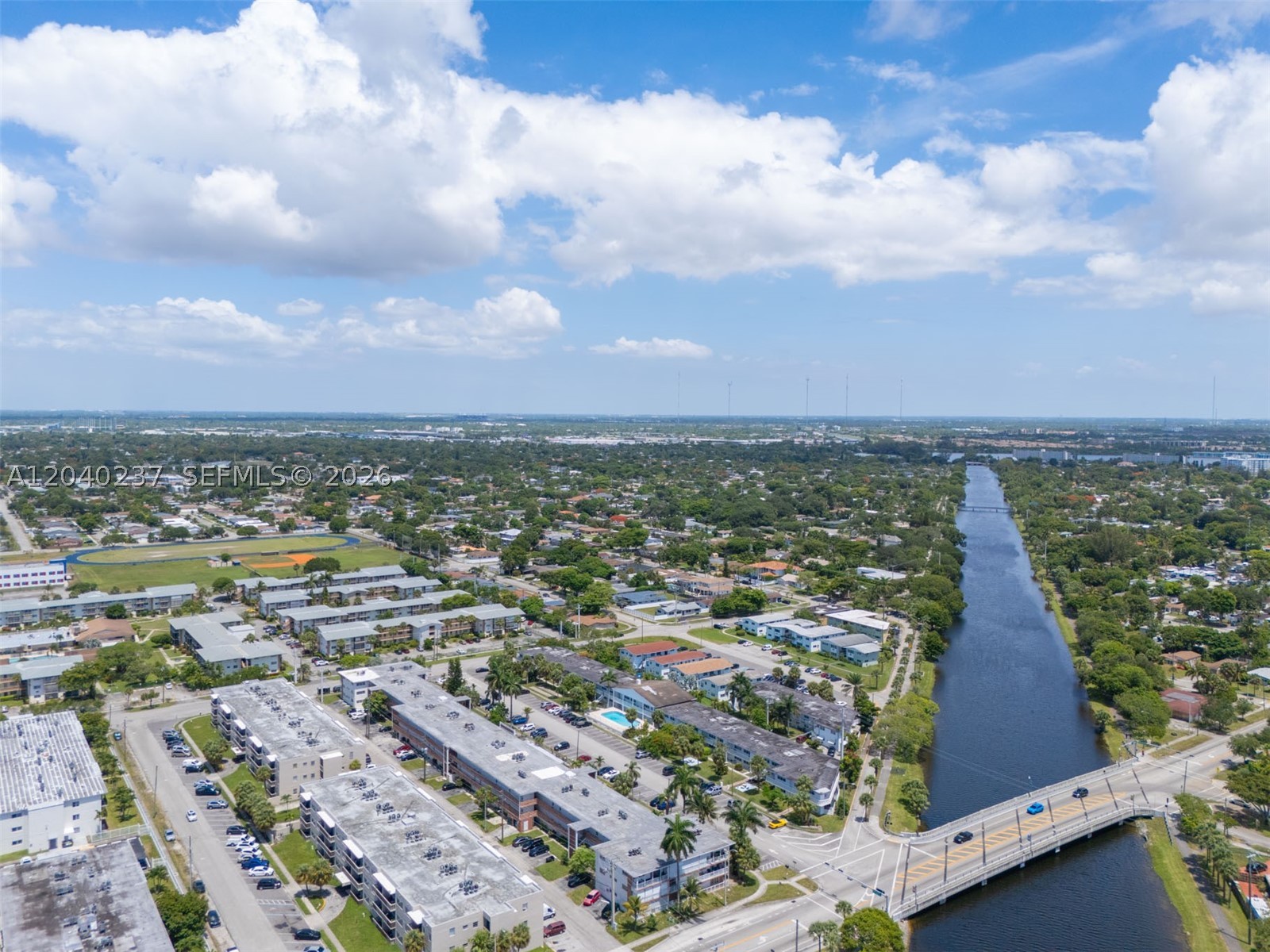 FLORIDIAN ARMS CONDO - Residential