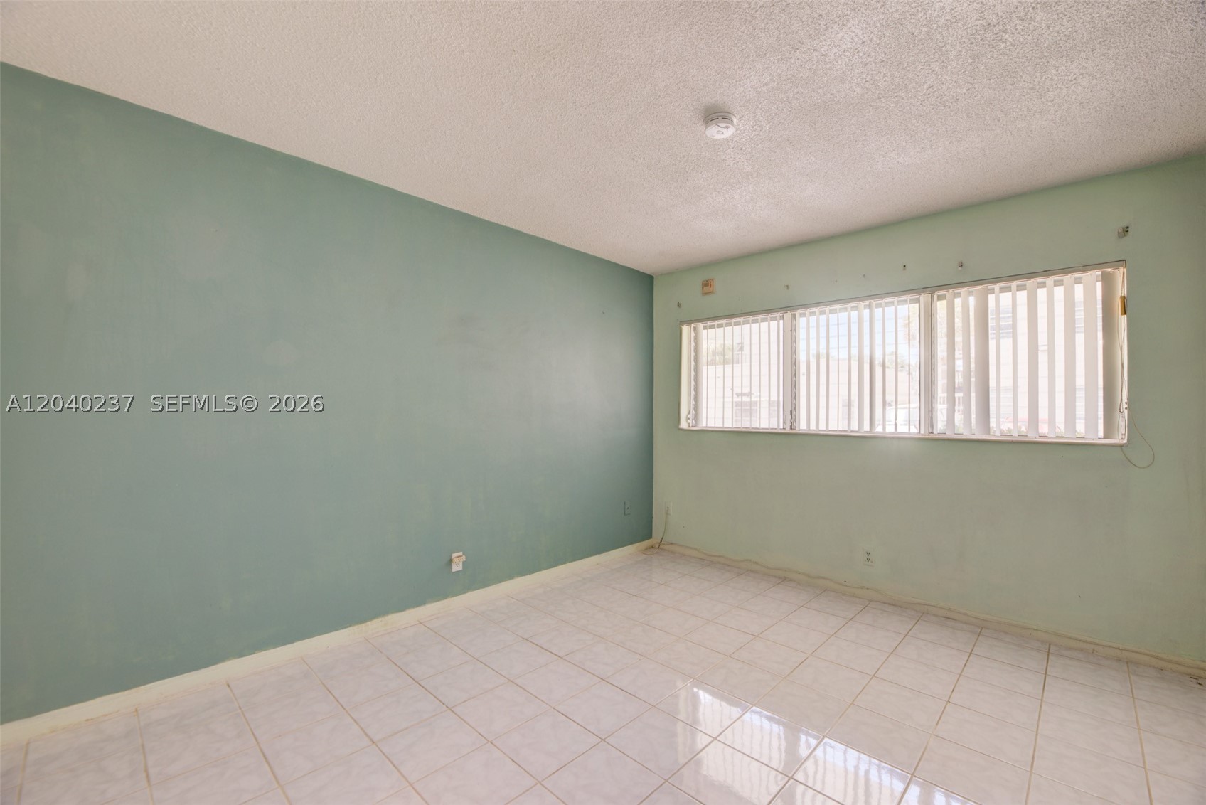 FLORIDIAN ARMS CONDO - Residential