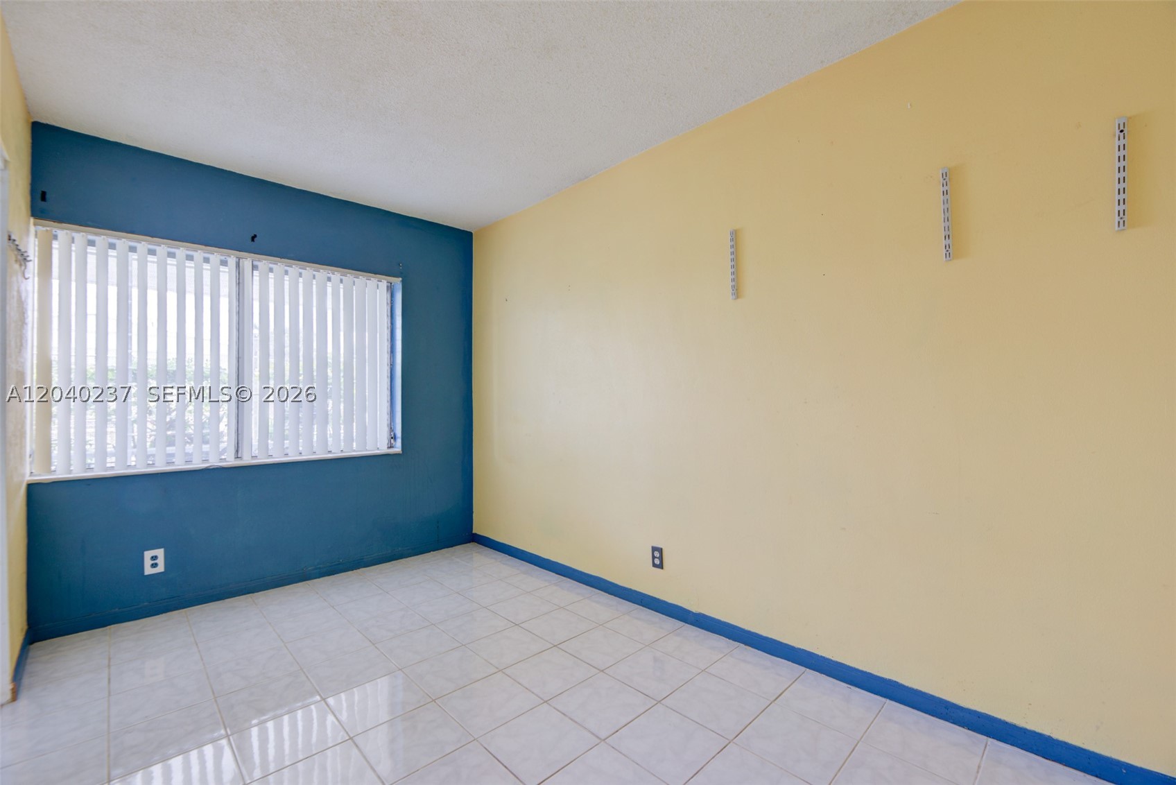 FLORIDIAN ARMS CONDO - Residential