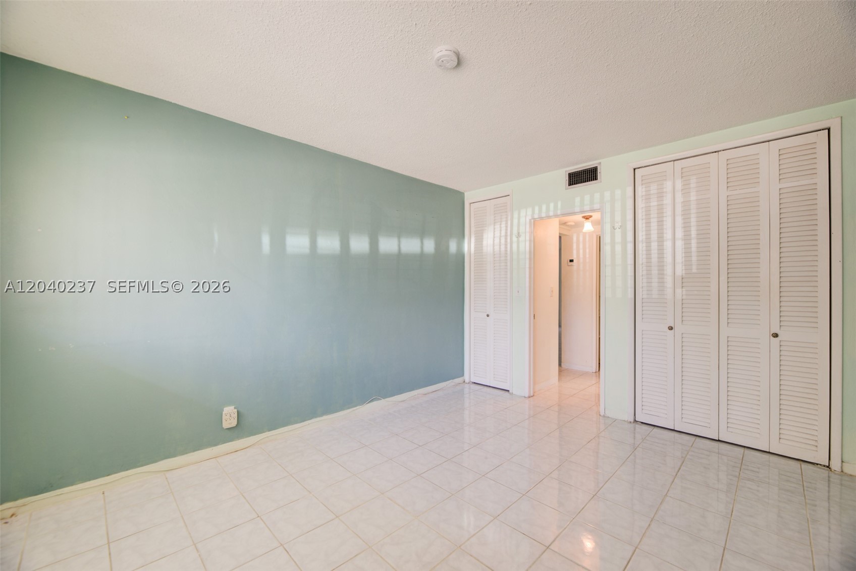 FLORIDIAN ARMS CONDO - Residential