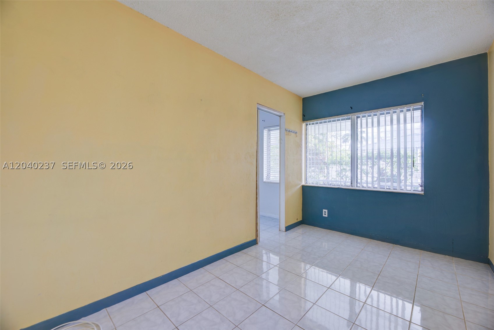 FLORIDIAN ARMS CONDO - Residential