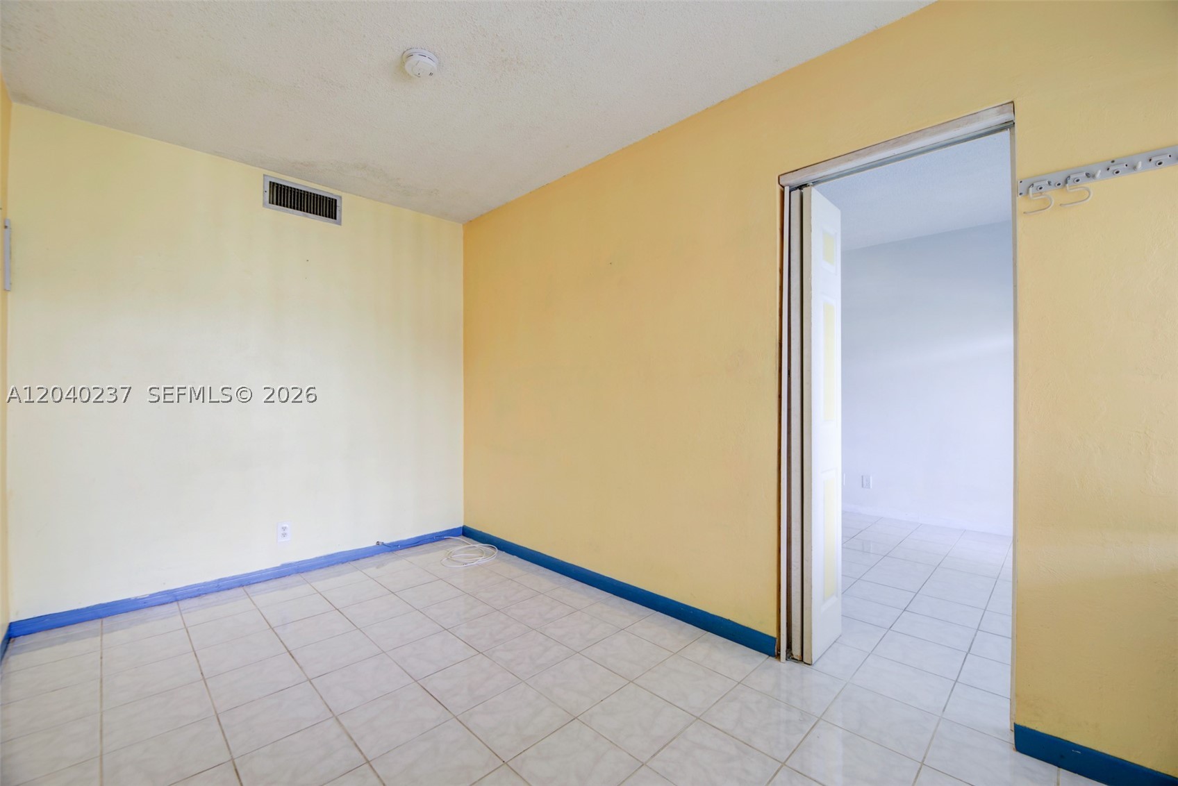 FLORIDIAN ARMS CONDO - Residential