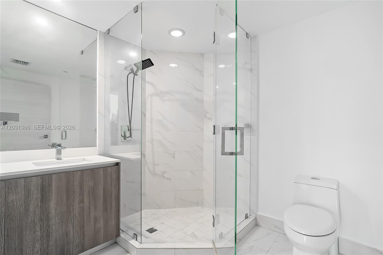 801 SMA RESIDENCES CONDO - Residential Lease