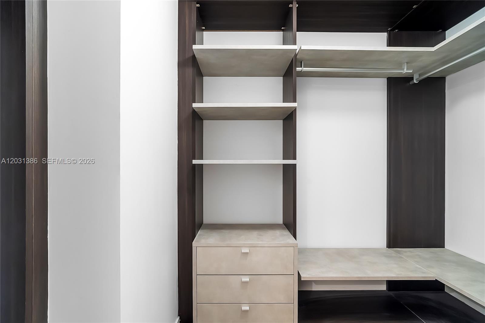801 SMA RESIDENCES CONDO - Residential Lease