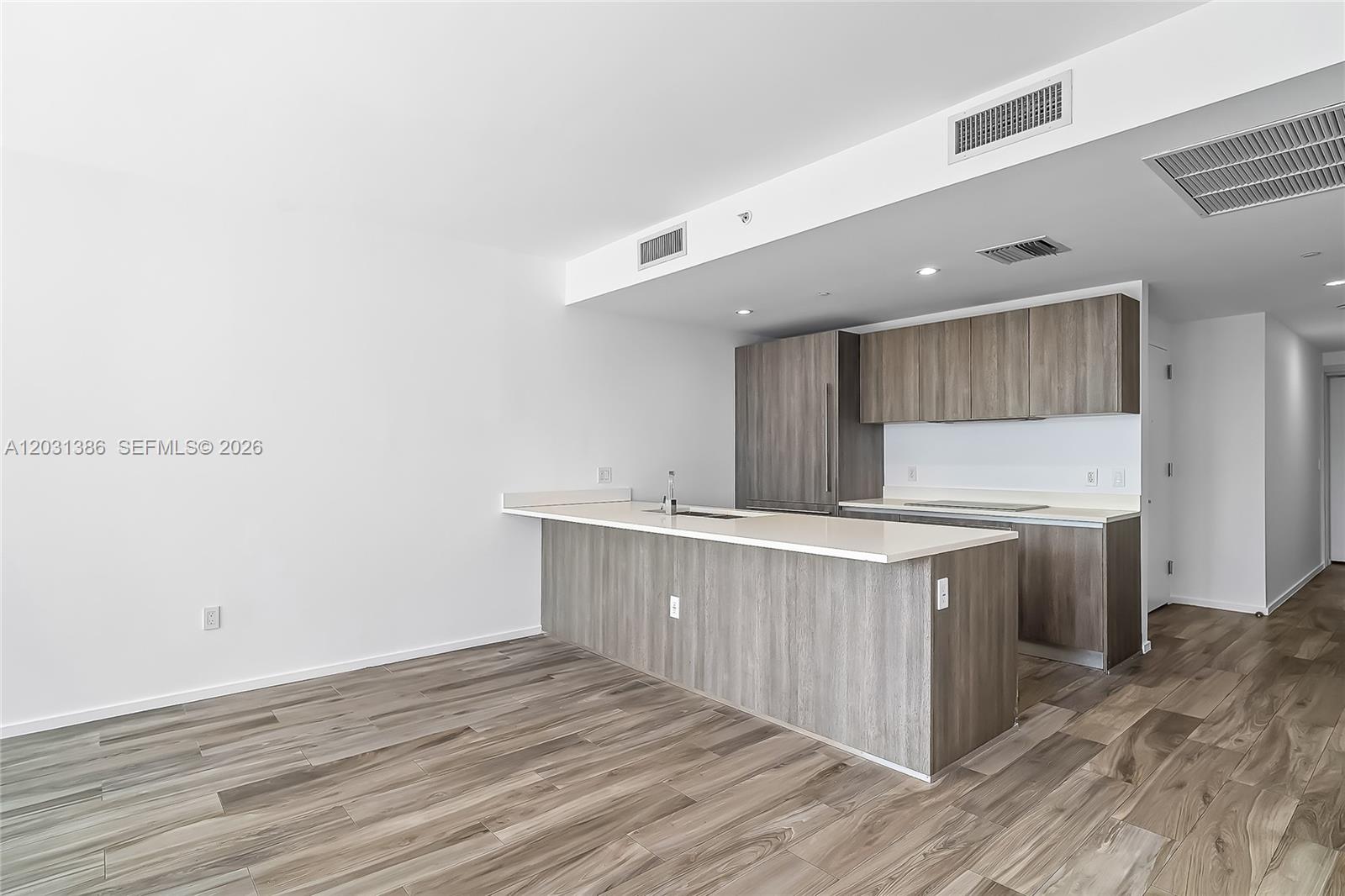 801 SMA RESIDENCES CONDO - Residential Lease