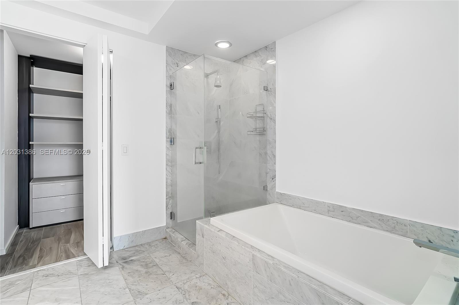 801 SMA RESIDENCES CONDO - Residential Lease