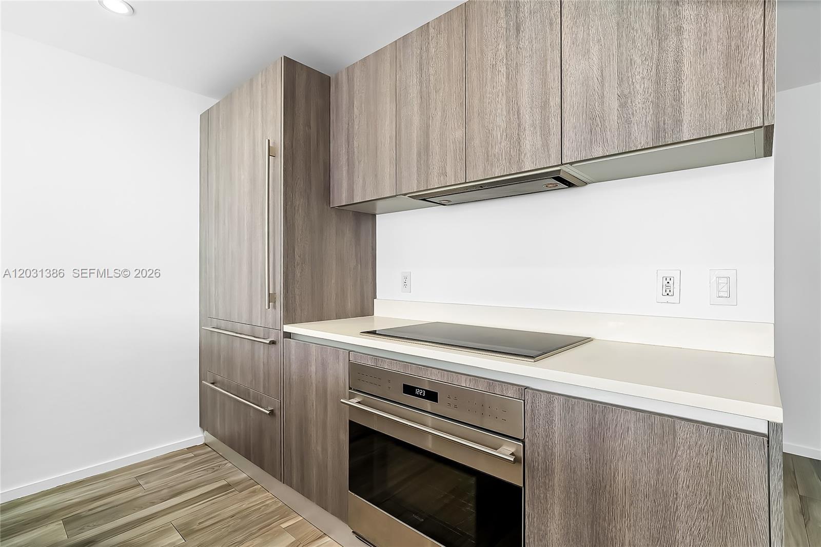 801 SMA RESIDENCES CONDO - Residential Lease