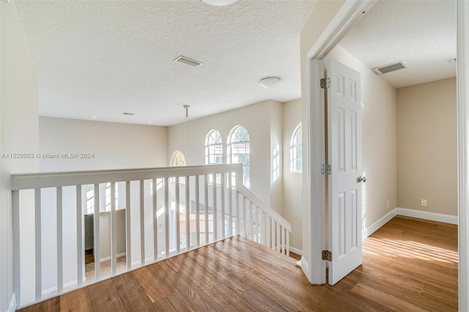 Weston Hills Grand Oaks - Residential Lease