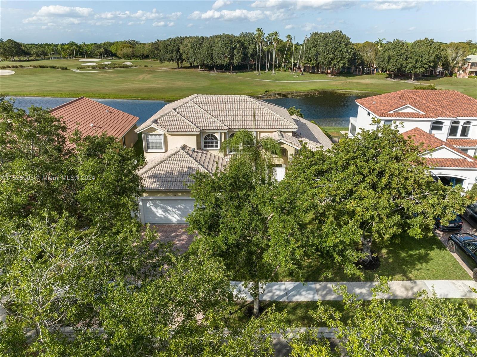 Weston Hills Grand Oaks - Residential Lease